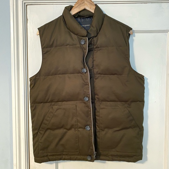 Banana Republic Other - Banana Republic Olive Vest sz M